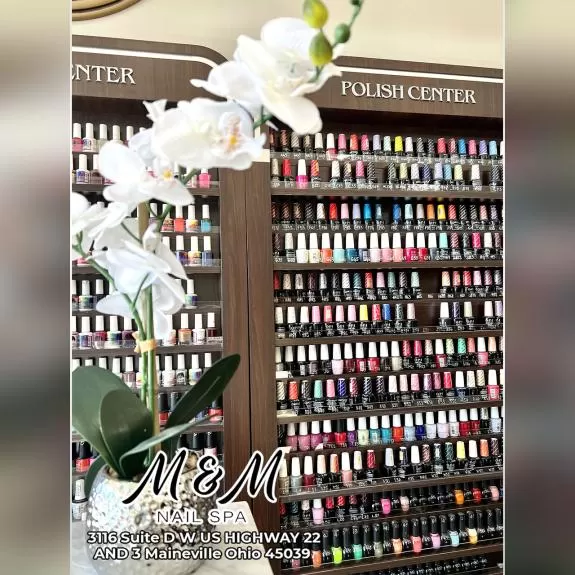 M & M Nail Spa salon in Maineville, OH 45039